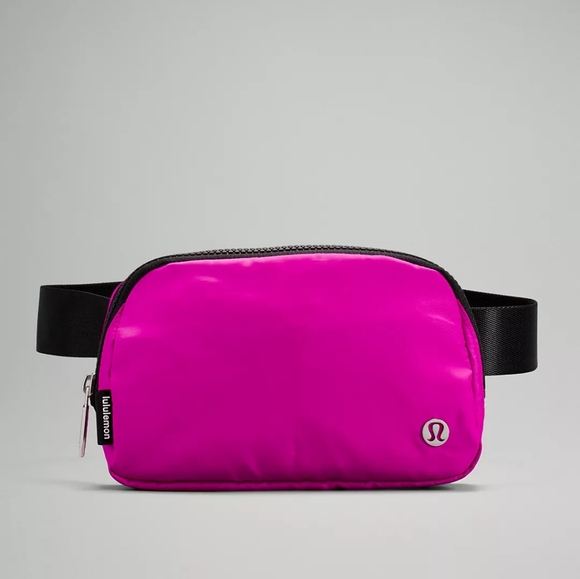 lululemon athletica Handbags - Lululemon Everywhere Belt Bag Highlight Purple